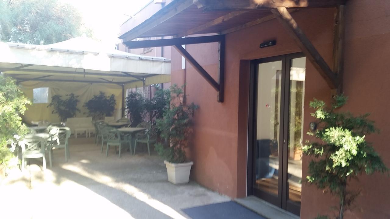 Residence Calaghenaモンテパオーネ エクステリア 写真