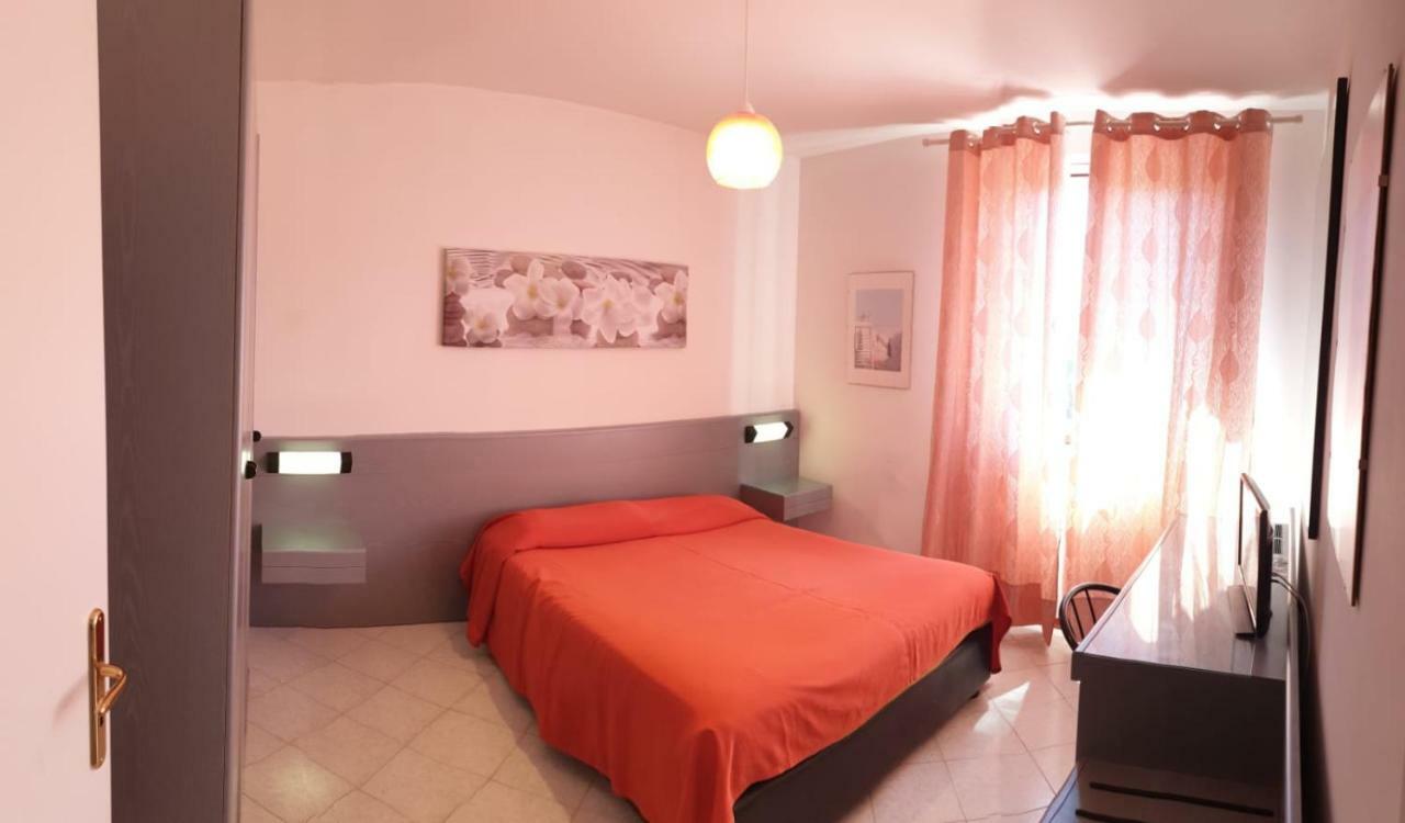 Residence Calaghenaモンテパオーネ エクステリア 写真